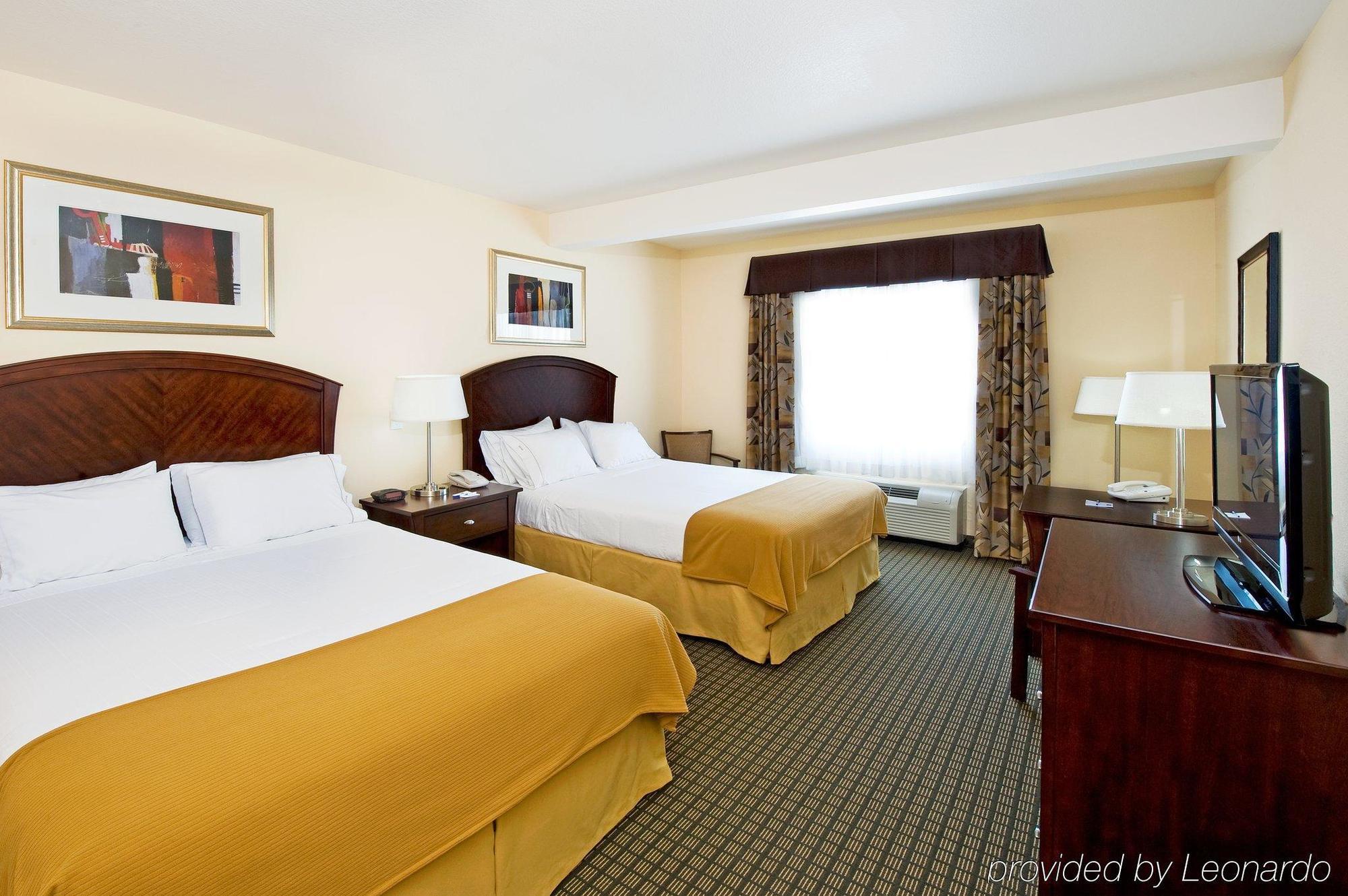 Holiday Inn Express & Suites Уилкокс Стая снимка